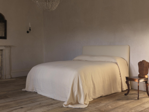 Light Weight Linen in Pearl Barley