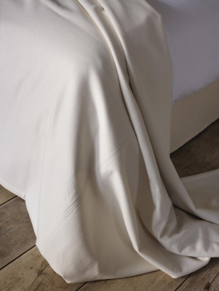 Light Weight Linen in Pearl Barley