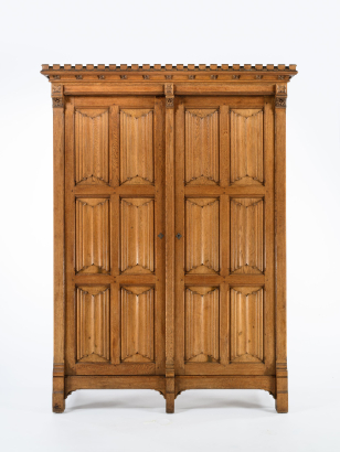 Large Gothic Style Oak Linenfold Cabinet