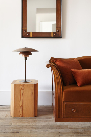 Early PH 4/3 Desk Lamp