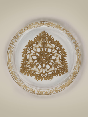 Rare Set of Six Chasse Chiens Glasses and Plate by Lalique