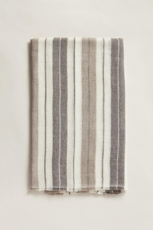 Light Clint Shawl