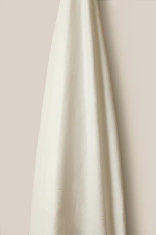 Light Weight Linen in Goose