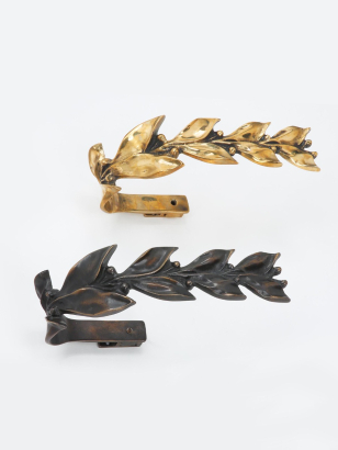Pair of Leaf & Berry Curtain Ties