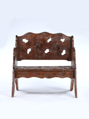 Japanese Export Chrysanthemum Bench