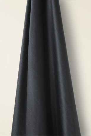 Silk Wool Blend in Beetle