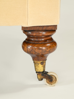 Victorian Upholstered Chaise Longue