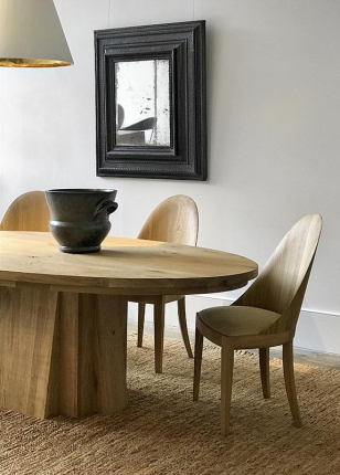 Oval Dining Table 