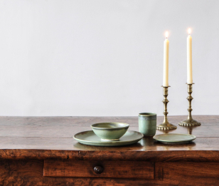 Ceramic Plate in Moss Green