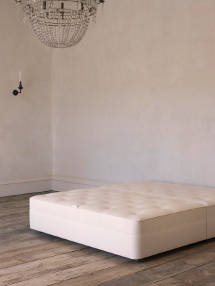 Rose Uniacke Divan