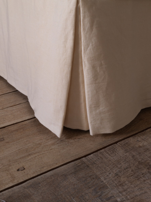 Rose Uniacke Valance