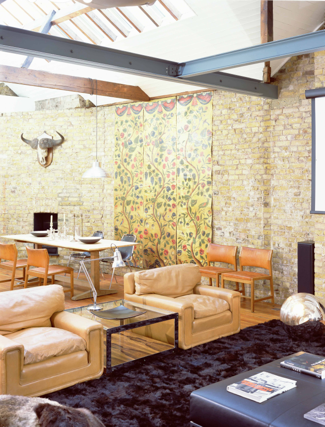 CHELSEA APARTMENT