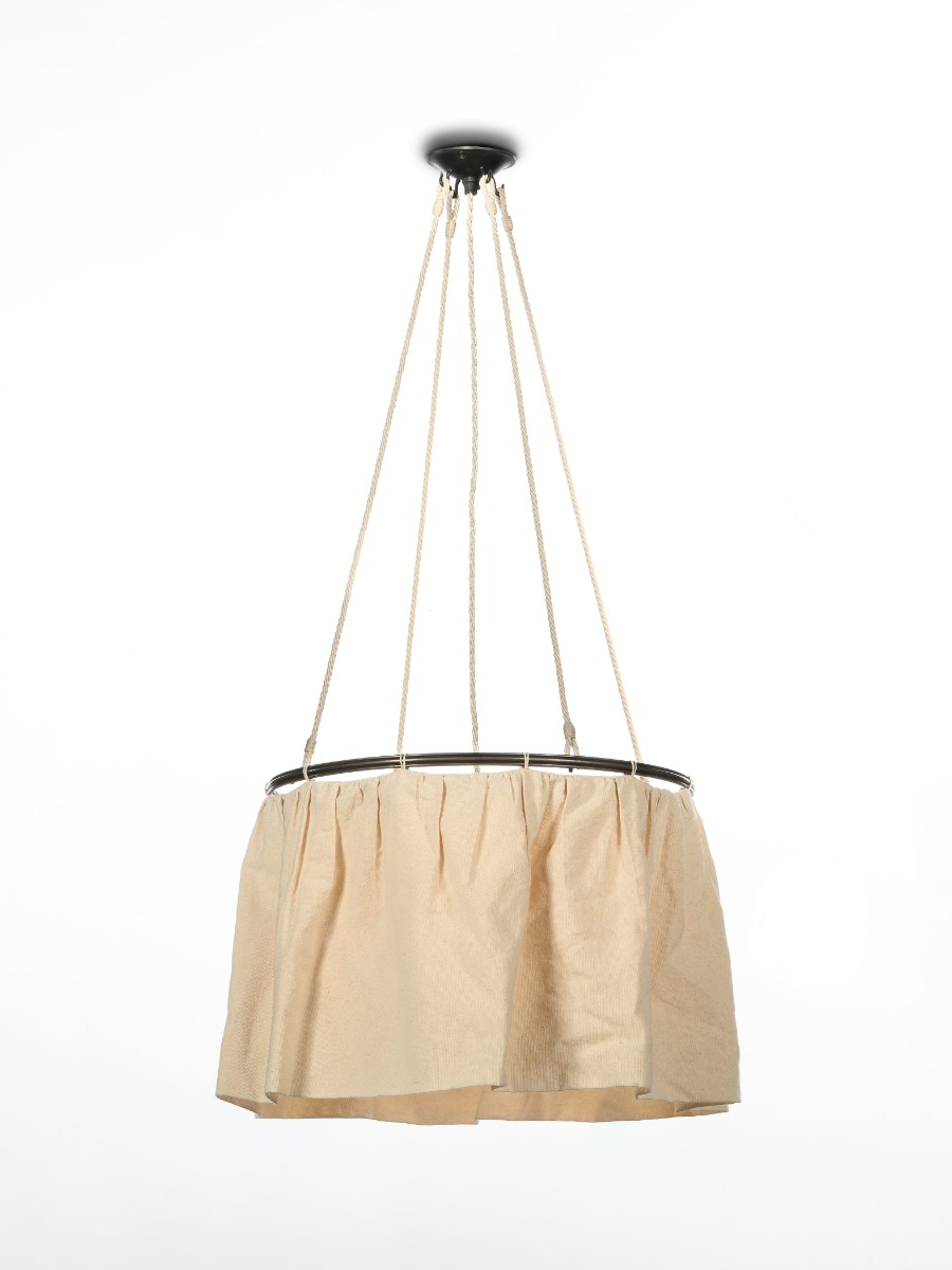 SKIRT PENDANT